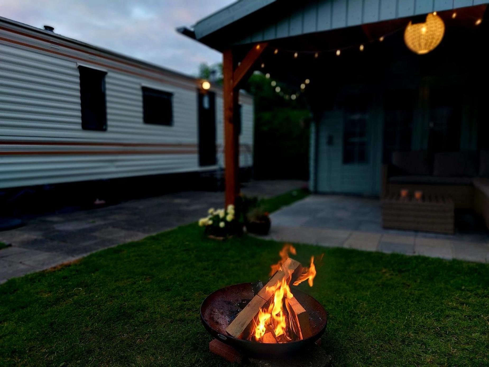 Familychalet De Schaapskooi, 6-Persons, Big Private Garden, Dogs Aloud Westergeest Экстерьер фото